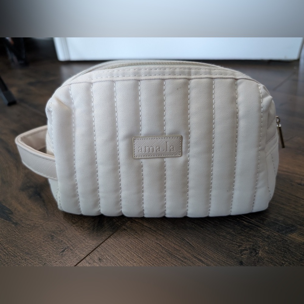 Amala Weekender Travel Bag